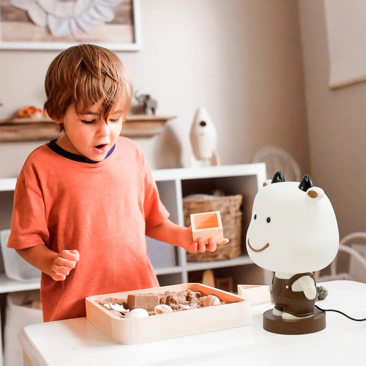Lámpara de sobremesa infantil vaca
